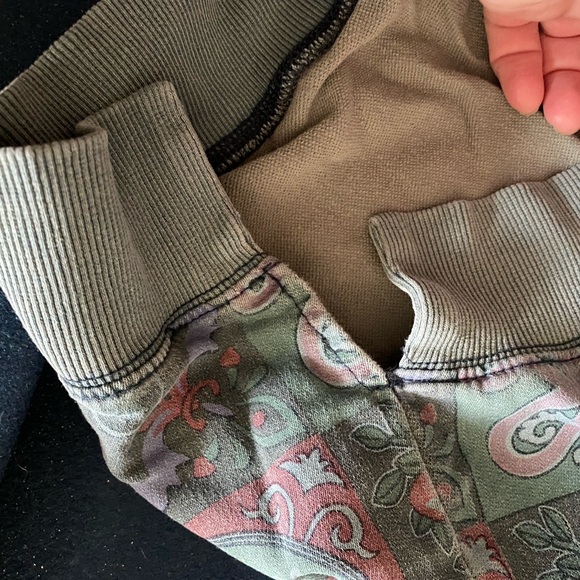 SURF PONCHO/KOREAN SWEATSHIRT DRESS w/ POCKETS & pretty design! Worn once⚡️EUC⚡️ - Picture 10 of 13